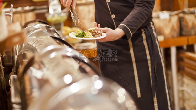 学校中央厨房餐饮设备：标准规范背后的安全与效率