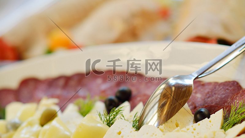代加工食品背后的资质密码：揭秘企业合规之路**